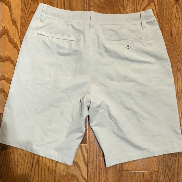 Cream Shorts Size 34 - Picture 6 of 6